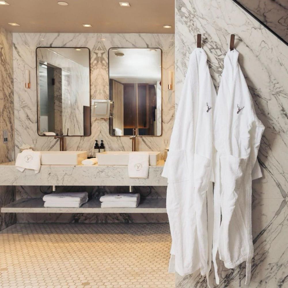 Laundry management throughout the stay